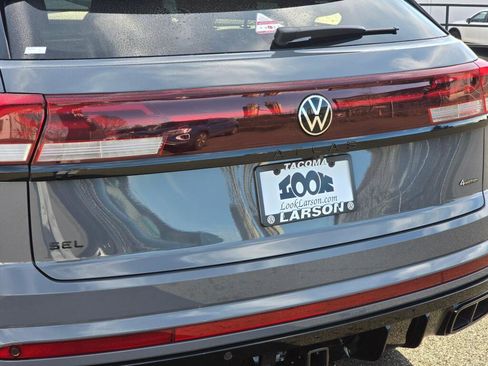 New 2026 Volkswagen Atlas Cross Sport SEL R-Line AWD/4WD image 12