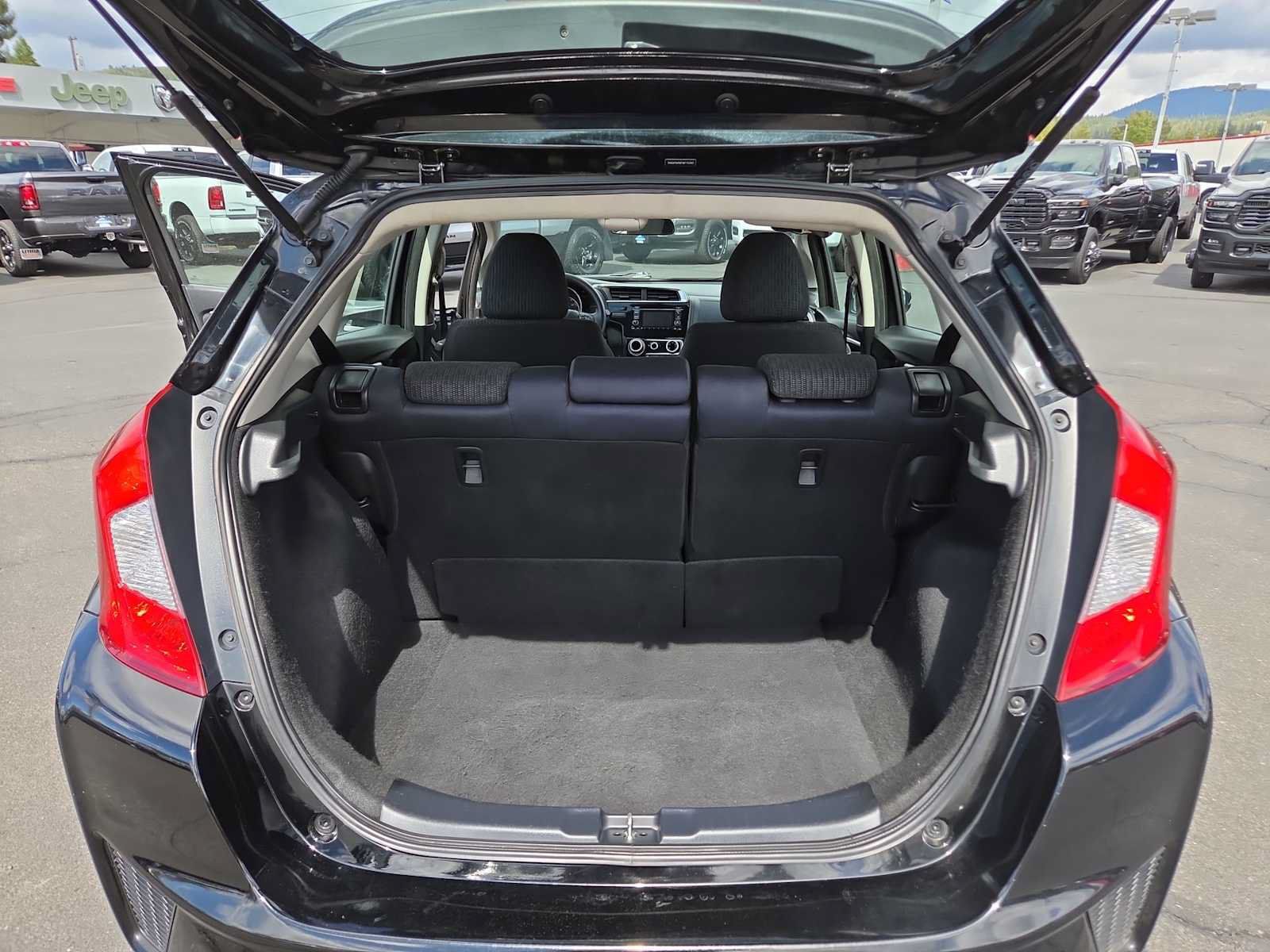 Used 2015 Honda Fit LX image 27