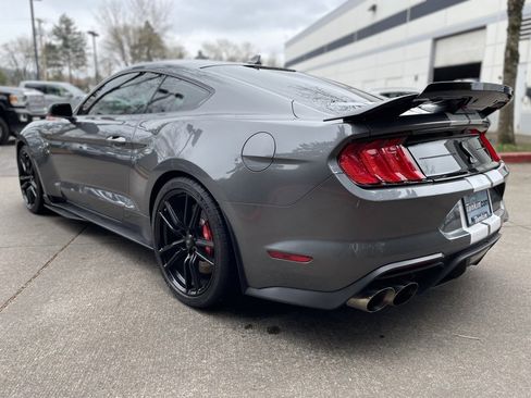 Used 2021 Ford Mustang Shelby GT500 w/ Technology Package image 6