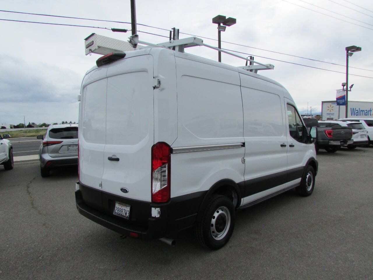 Used 2023 Ford Transit 350 Medium Roof w/ Interior Upgrade Package RWD image 6