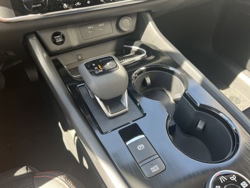 New 2026 Nissan Rogue SV AWD/4WD image 22