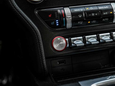 Used 2019 Ford Mustang Premium RWD image 19