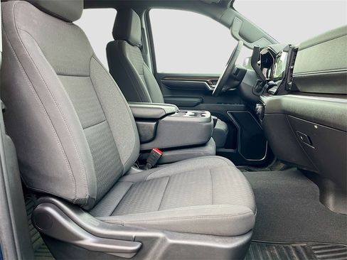 Used 2023 Chevrolet Silverado 1500 LT image 24