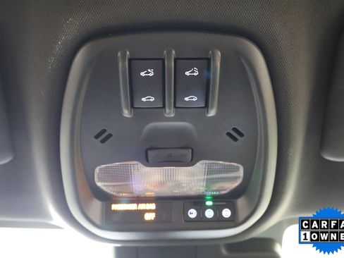 Used 2024 Chevrolet Trax RS w/ Sunroof Package image 27