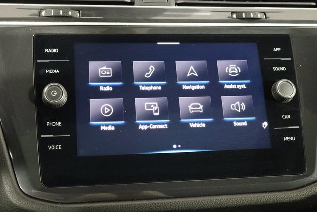 Used 2024 Volkswagen Tiguan SE R-Line AWD/4WD image 35