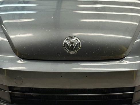 Used 2013 Volkswagen Beetle 2.5 image 5