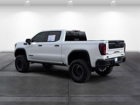 Used 2024 GMC Sierra 1500 AT4X w/ AT4X AEV Edition image 3