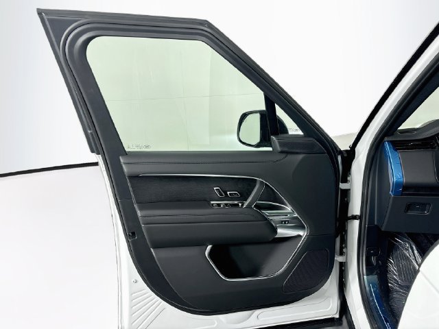 New 2027 Land Rover Range Rover SE AWD/4WD image 11