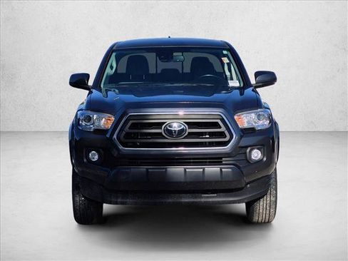 Used 2021 Toyota Tacoma SR5 RWD image 2