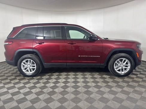 Used 2024 Jeep Grand Cherokee Laredo X w/ Trailer Tow Package image 2