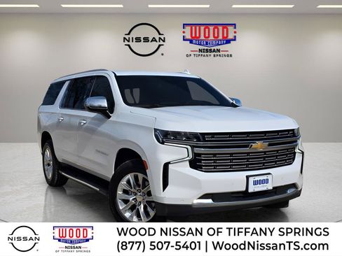 Used 2023 Chevrolet Suburban Premier AWD/4WD image 1