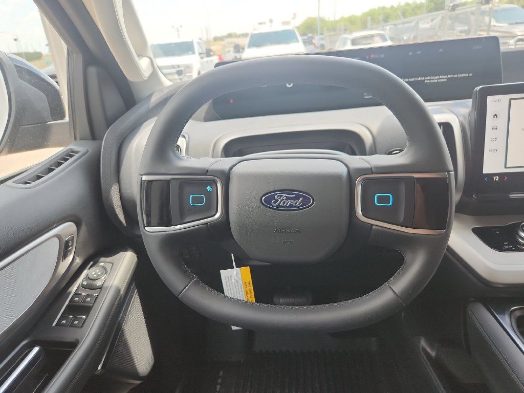 New 2026 Ford Expedition Active AWD/4WD image 18