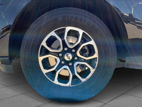 Certified 2024 Ford Expedition Max XLT image 10