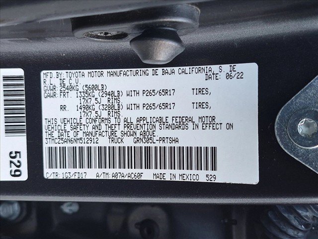 Used 2022 Toyota Tacoma TRD Sport AWD/4WD image 24