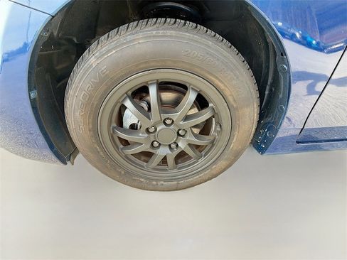 Used 2012 Toyota Prius V Two image 34