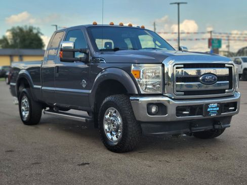 Used 2012 Ford F250 XLT w/ XLT Premium Pkg AWD/4WD image 3