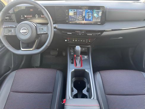 New 2026 Nissan Kicks SR w/ Cold Weather Package image 9