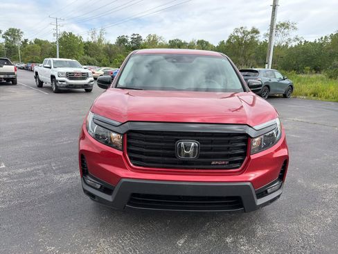 Used 2023 Honda Ridgeline Sport image 9