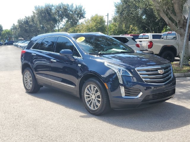 Certified 2017 Cadillac XT5 Luxury w/ Driver Awareness Package AWD/4WD image 7