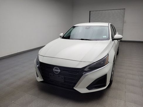 Used 2023 Nissan Altima 2.5 S FWD image 15
