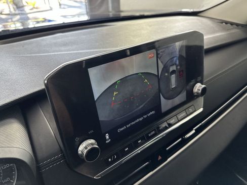 Used 2022 Mitsubishi Outlander SE image 21