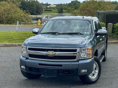 Used 2011 Chevrolet Silverado 1500 LTZ w/ LTZ Plus Package AWD/4WD image 4