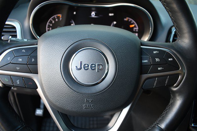 Used 2019 Jeep Grand Cherokee Altitude AWD/4WD image 30