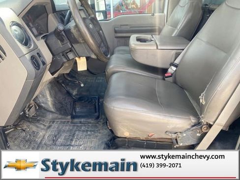 Used 2008 Ford F550 4x4 Regular Cab Super Duty image 15