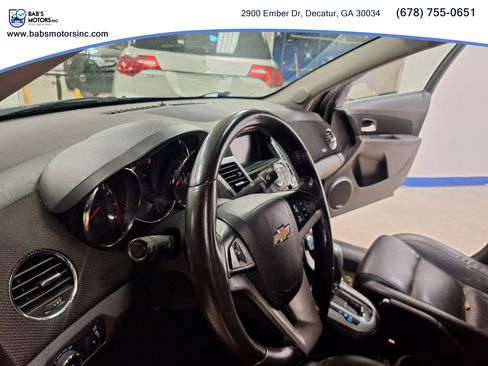 Used 2013 Chevrolet Cruze LT w/ Enhanced Safety Package FWD image 11
