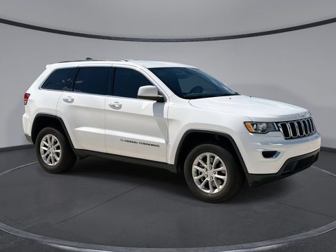 Used 2022 Jeep Grand Cherokee Laredo X AWD/4WD image 12