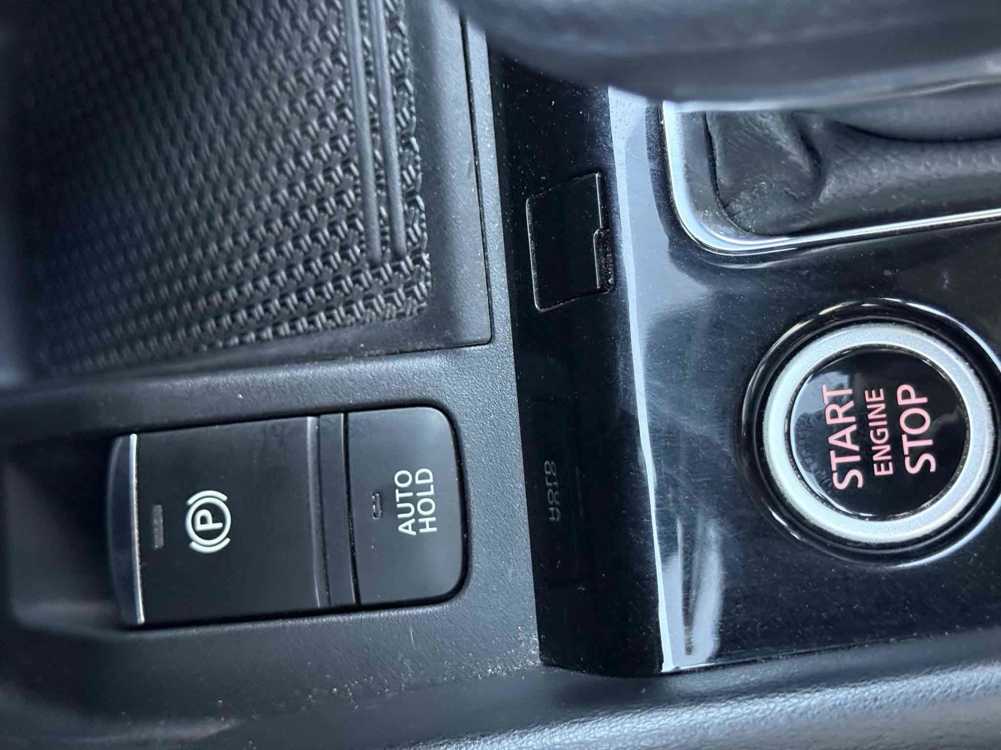 Used 2022 Nissan Kicks SV FWD image 99