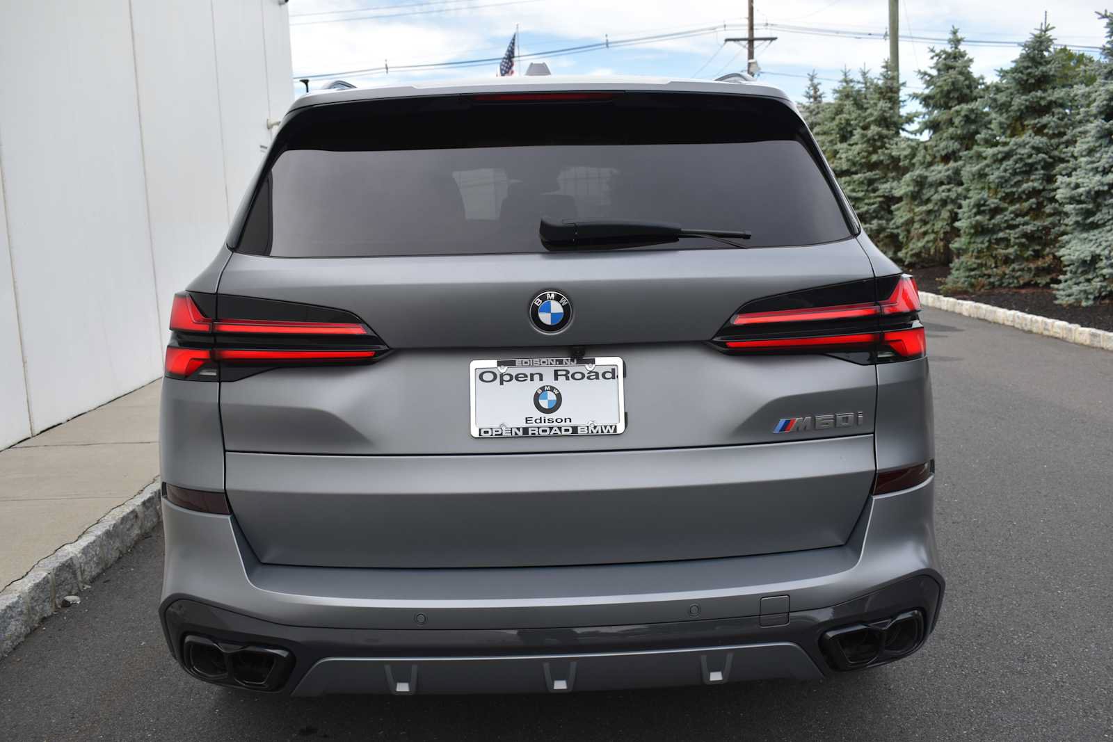 Used 2024 BMW X5 M60i w/ Executive Package AWD/4WD image 6