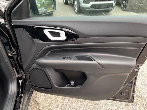 New 2024 Jeep Compass Latitude w/ Convenience Group image 22