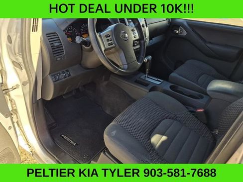 Used 2014 Nissan Frontier SV w/ SV Value Truck Package image 19