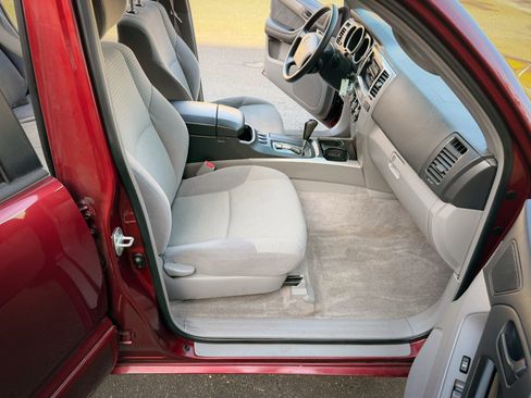 Used 2005 Toyota 4Runner SR5 image 18