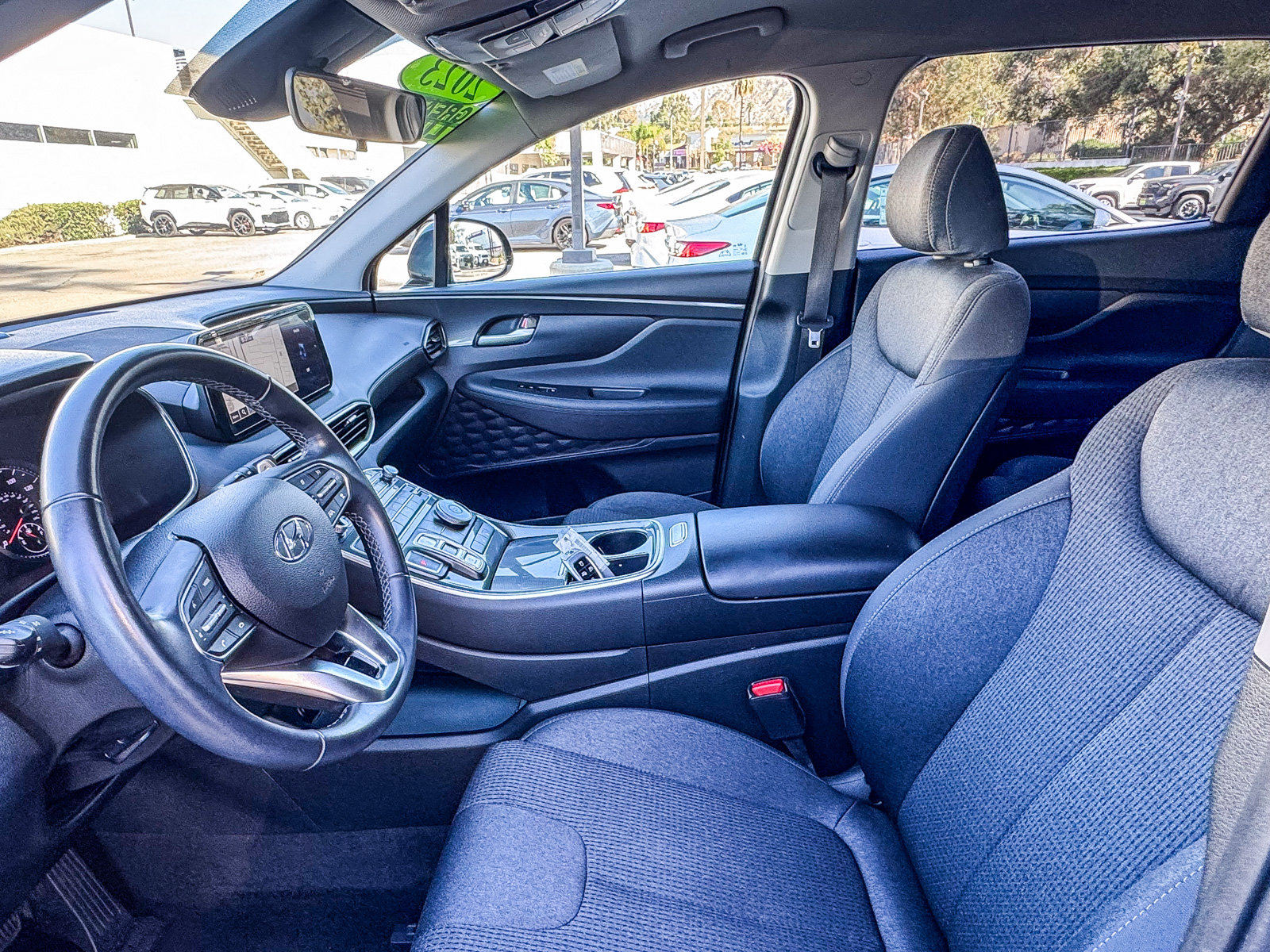 Used 2023 Hyundai Santa Fe SEL FWD image 17