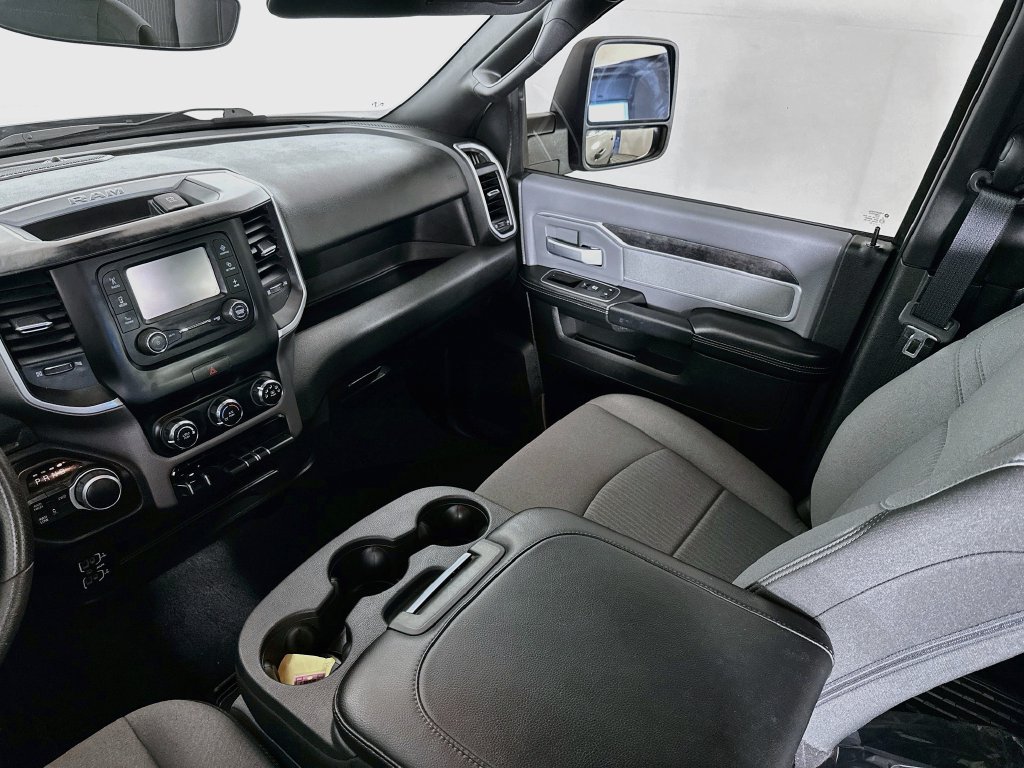 Used 2023 RAM 2500 Big Horn AWD/4WD image 33