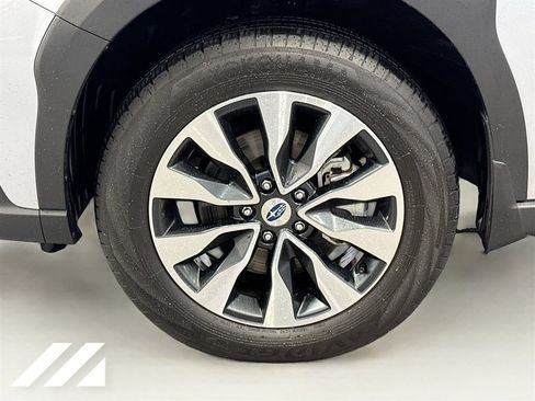 Certified 2025 Subaru Outback Limited AWD/4WD image 34