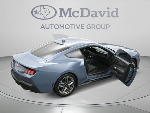 Used 2025 Ford Mustang Coupe RWD image 45