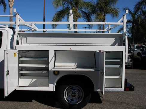 Used 2022 Ford F350 XL w/ Power Equipment Group RWD image 6
