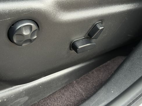 Used 2019 Dodge Durango SXT image 26