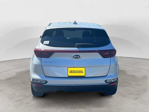 Used 2020 Kia Sportage LX AWD/4WD image 4
