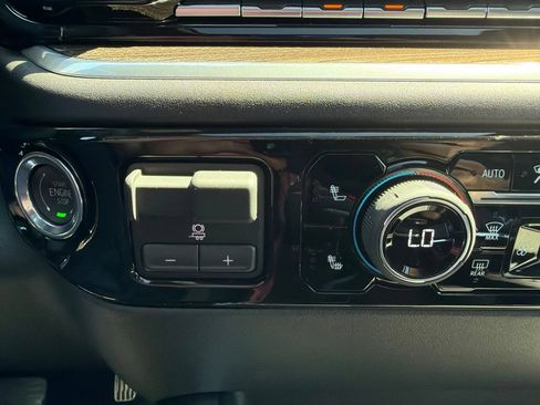 New 2026 Chevrolet Silverado 1500 RST AWD/4WD image 25