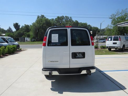 Used 2024 Chevrolet Express 2500 w/ Driver Convenience Package image 11