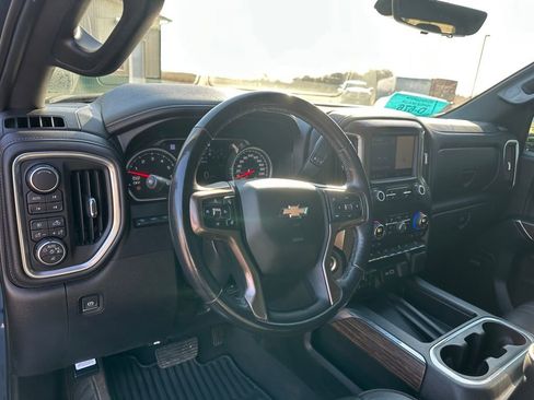 Used 2019 Chevrolet Silverado 1500 High Country AWD/4WD image 12