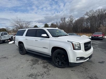 Used 2019 GMC Yukon XL SLT w/ Graphite Performance Edition