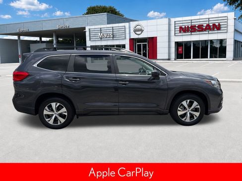 Used 2022 Subaru Ascent Premium w/ Convenience Package AWD/4WD image 3