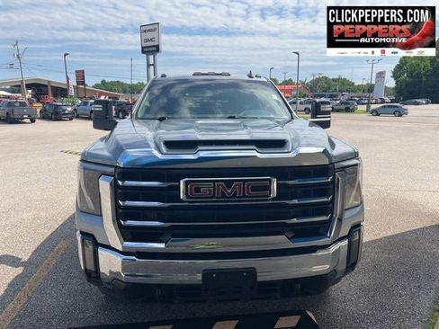 Used 2025 GMC Sierra 3500 SLE w/ SLE Convenience Package AWD/4WD image 9