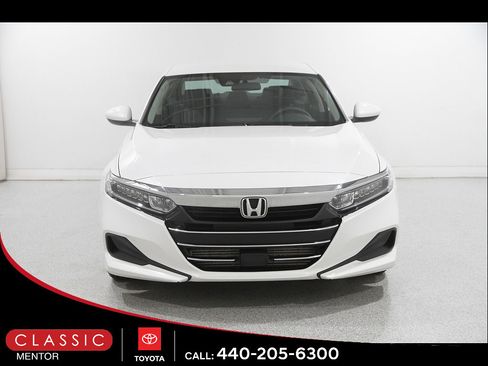 Used 2022 Honda Accord LX image 2
