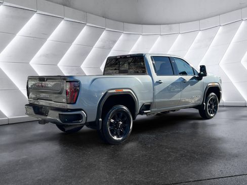 Used 2024 GMC Sierra 2500 AT4 w/ Technology Package image 6